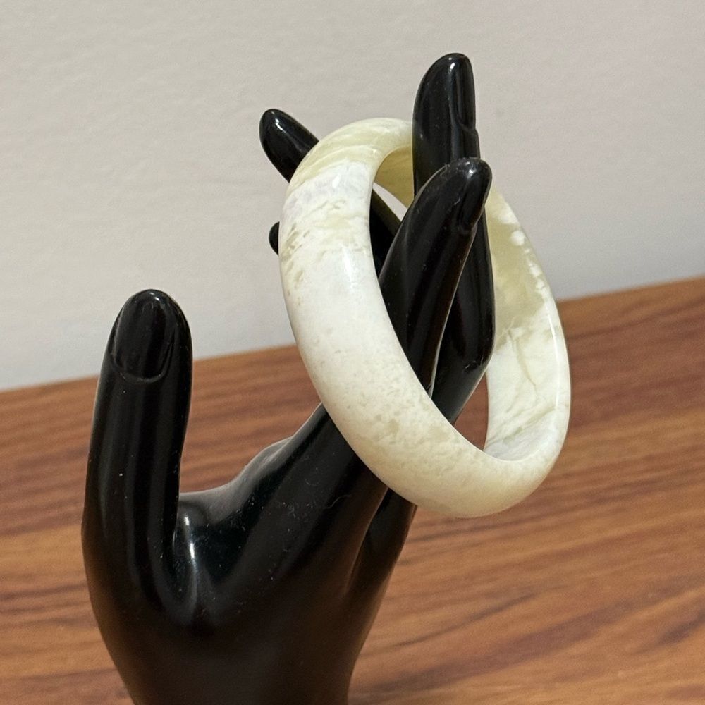 Authentic NWOT Jade Bangle Bracelet on Sterling Silver Chain. - Picture 4 of 8